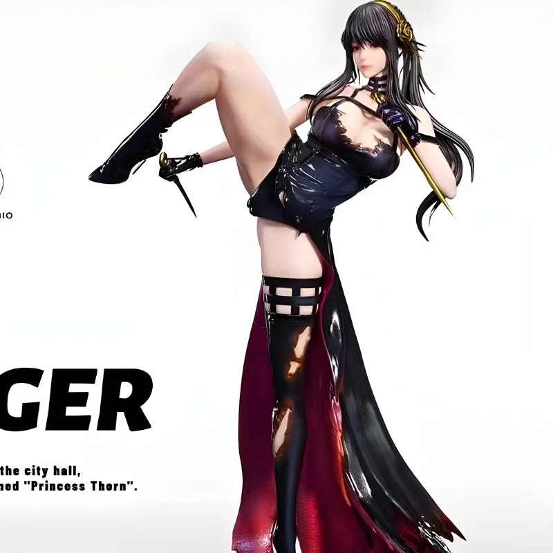 Spy Family Anime Figure Yor Forger Action Figures Collectible Model Toys Beautiful Girl Desktop Decor Boys Custom Birthday Gift