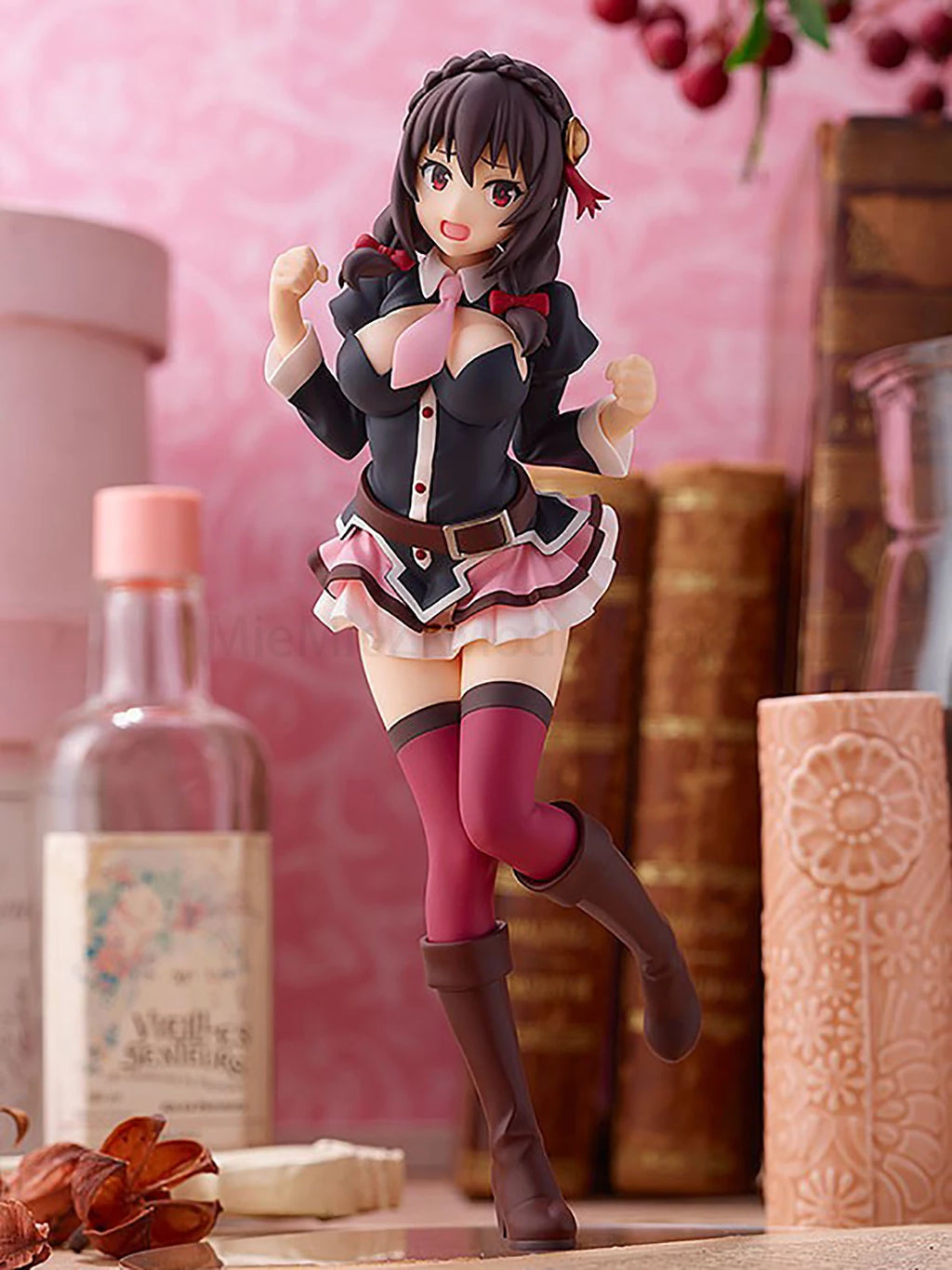 In Stock Genuine Max Factory Prepainted Pop Up Parade Kono Subarashii Sekai Ni Shukufuku O! Yunyun Anime Figure Garage Kit Gift