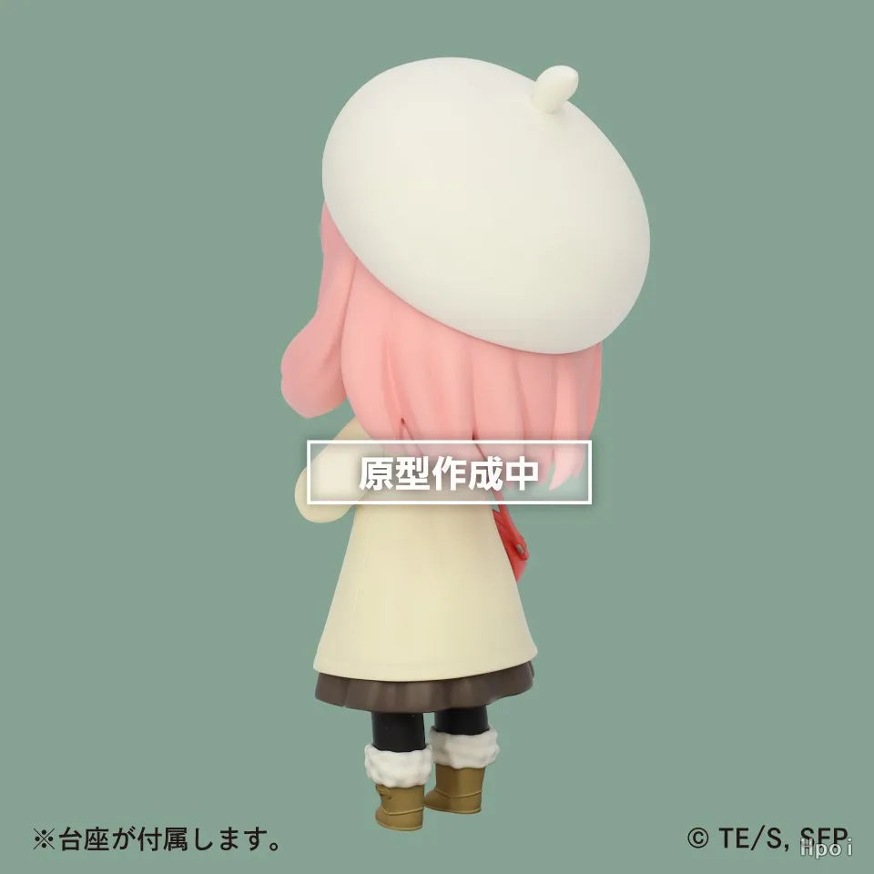15CM Anime SPY Family Anya Forger Figure 4 Winter Clothing Hat Dress Up Cute Standing Model Toy Gift Collection Action Figure