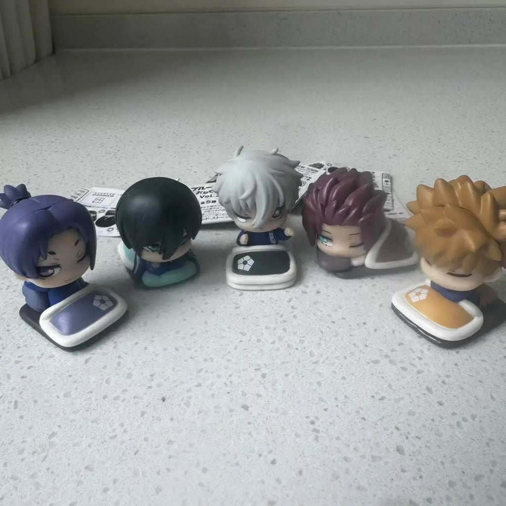 BLUE LOCK Action Figure Sleep Gacha Cute Cartoon Ornament Isagi Yoichi Chigiri Hyoma Nagi Seishiro Rin Itoshi Model Toy