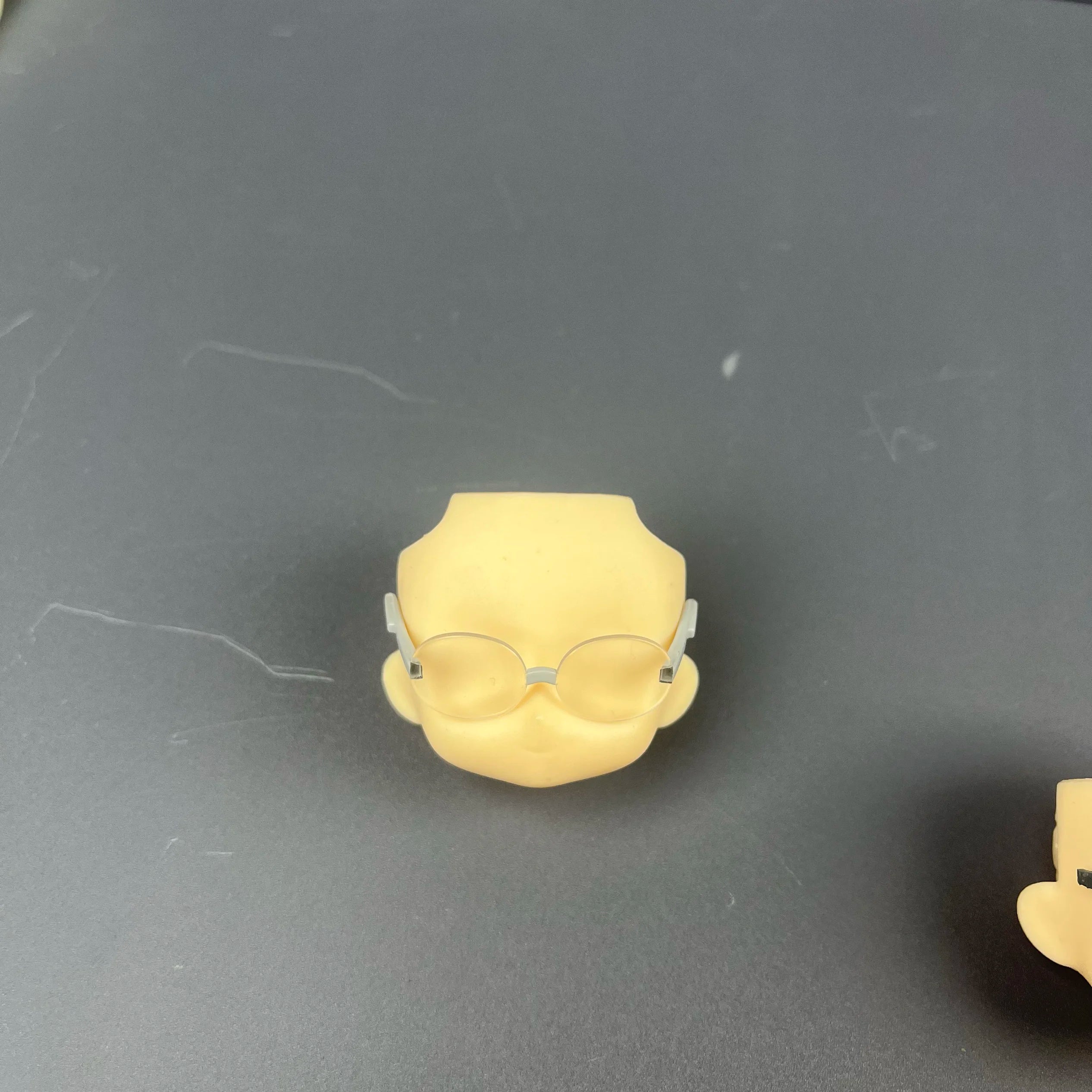 Gsc Claymore Sunglasses Accories Loose Goods Collectible Figures Anime Gng Culture Toy op Adult-oriented Sto Available