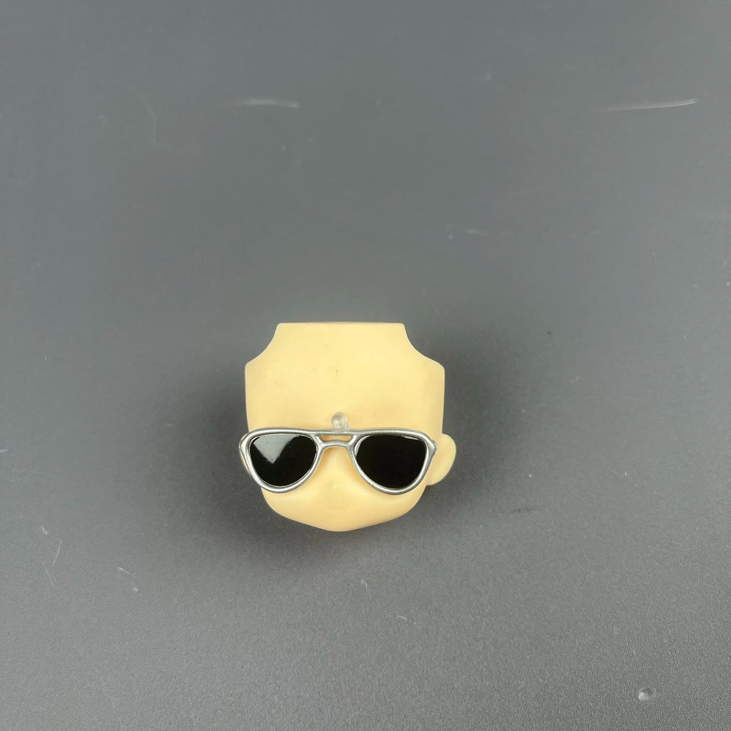 Gsc Claymore Sunglasses Accories Loose Goods Collectible Figures Anime Gng Culture Toy op Adult-oriented Sto Available