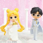 Original Bandai Qposket Sailor Moon Tsukino Usagi Chiba Mamoru Action Figure Wedding Dress Ver Figurine Pvc Statue Doll Toys