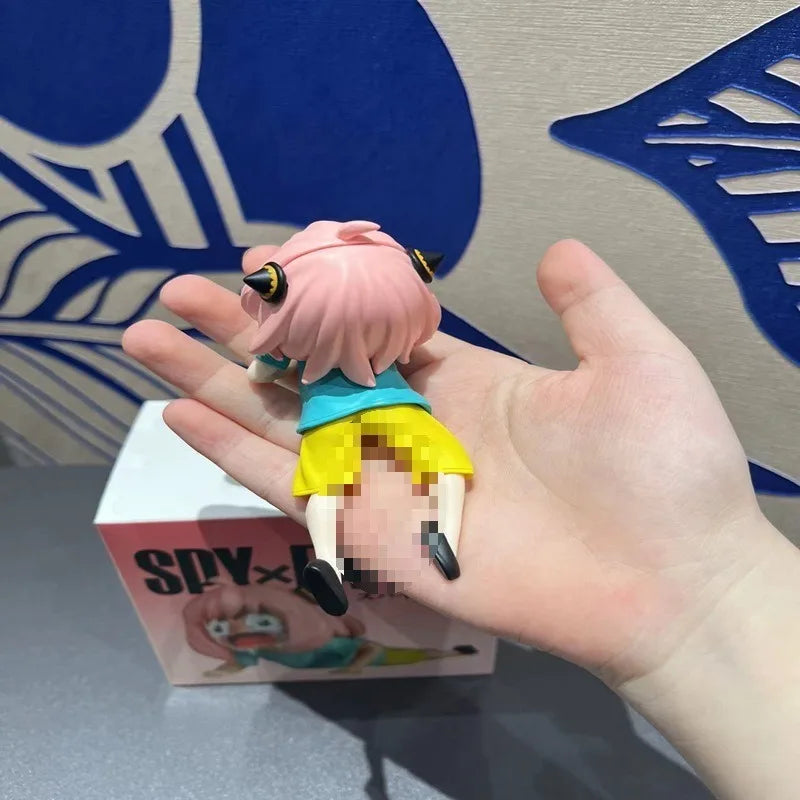 Crying Anya Figure Statue Anime Spy X Family Cute Kawaii Anya Forger Figurine Sculpture House Decor Table Ornament Accessories