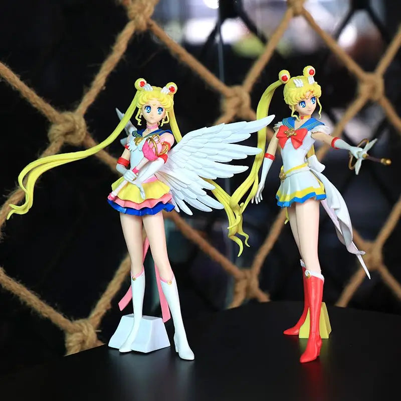 24cm Eternal Sailor Moon Figures Anime Tsukino Usagi Action Figure Eternal Tiare PVC Cake Ornaments Collection Model Toys Gifts