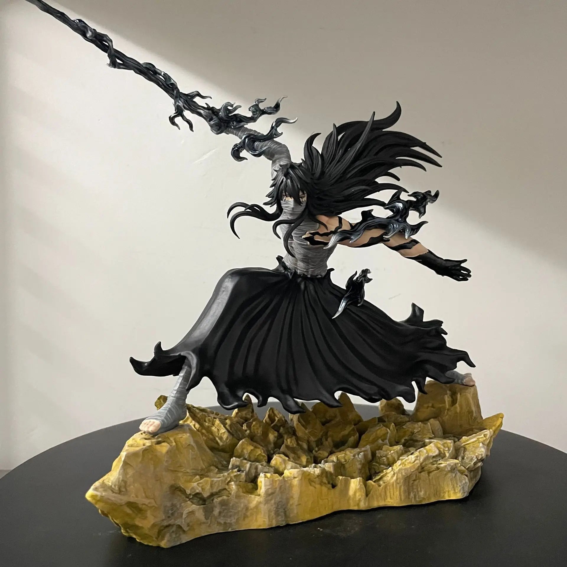 Bleach Ichigo Hollowfied Horn & Final Getsuga Tensho 23cm Anime Action Figure Statue Desktop Decoration Gift