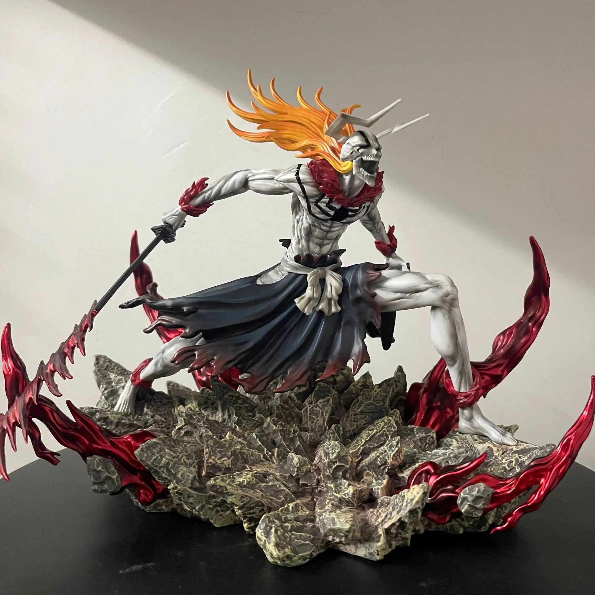 Bleach Ichigo Hollowfied Horn & Final Getsuga Tensho 23cm Anime Action Figure Statue Desktop Decoration Gift
