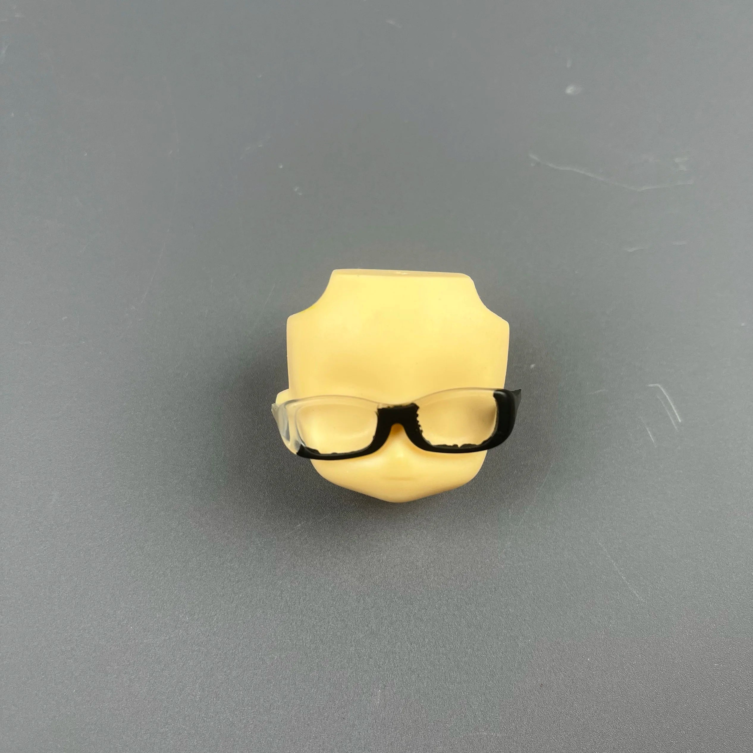 Gsc Claymore Sunglasses Accories Loose Goods Collectible Figures Anime Gng Culture Toy op Adult-oriented Sto Available