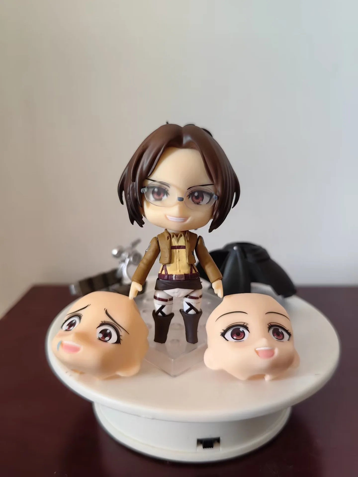 10cm Attack on Titan Erwin Smith Hange Zoe 1123# 775# Anime Action Figure Toys Doll Collection Christmas Gift