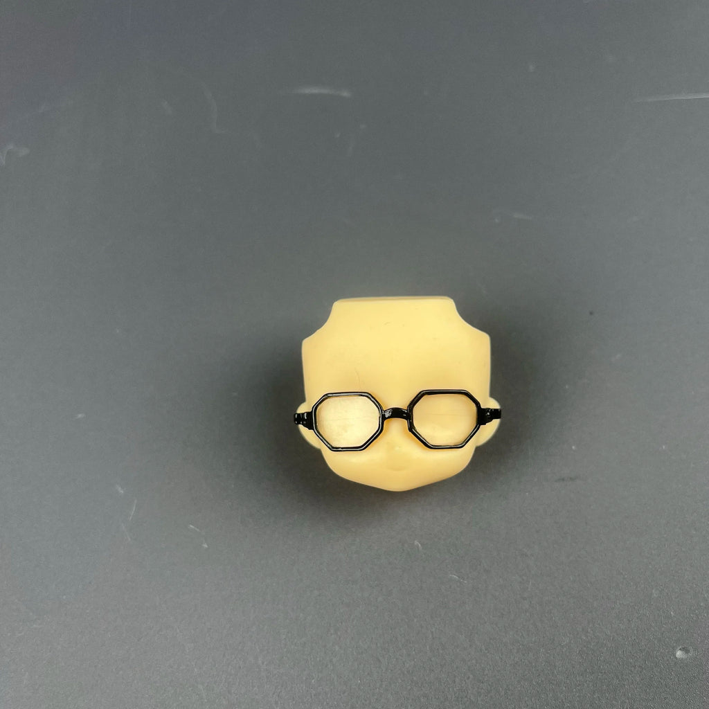 Gsc Claymore Sunglasses Accories Loose Goods Collectible Figures Anime Gng Culture Toy op Adult-oriented Sto Available